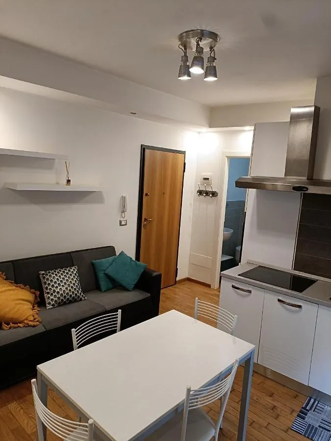 Apartment And B&B Eracle Bologna Italy